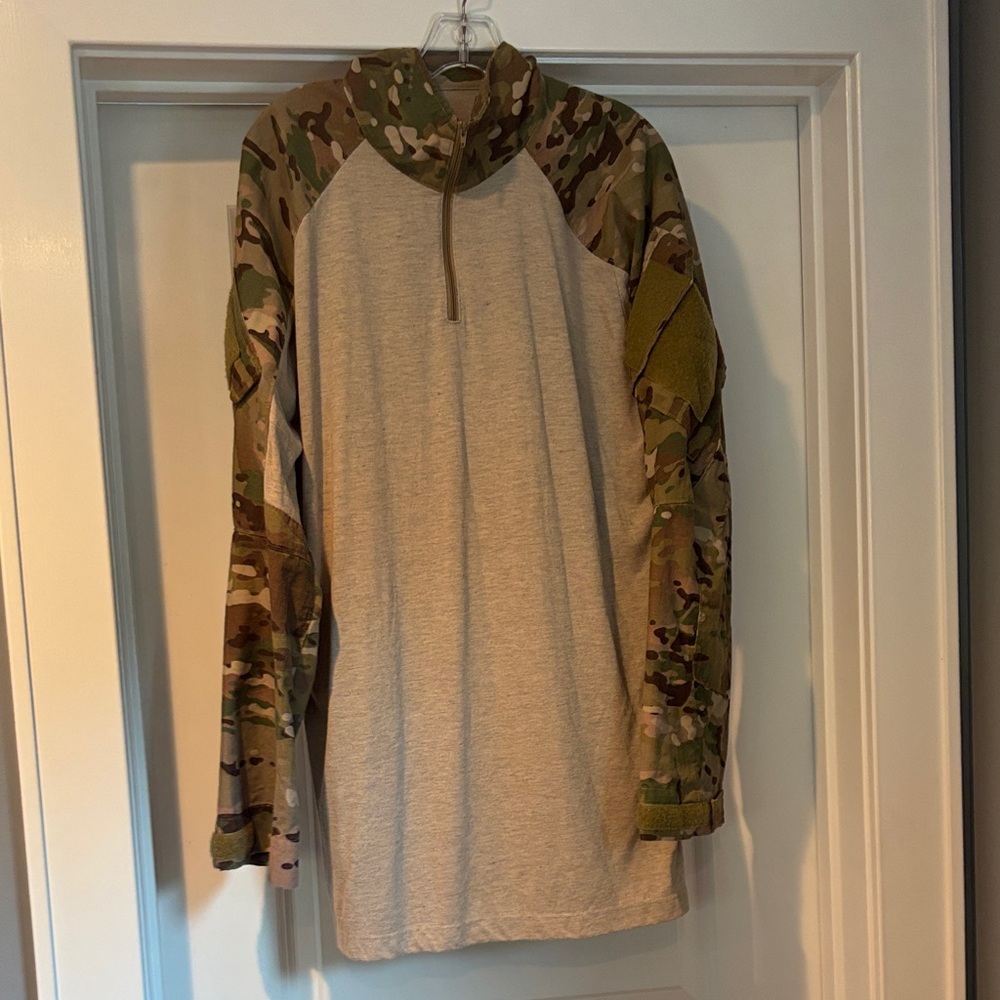 Men's Military-Style Tactical Field Shirt in Multicam and Tan